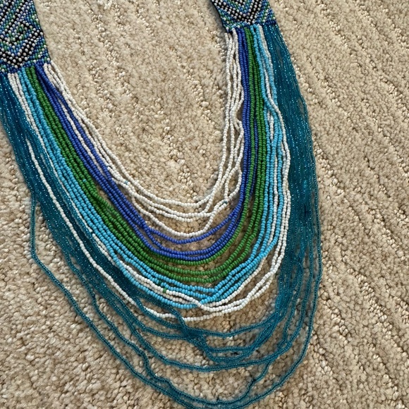 Multicolor Beaded Necklace and Earring Set - Picture 6 of 7